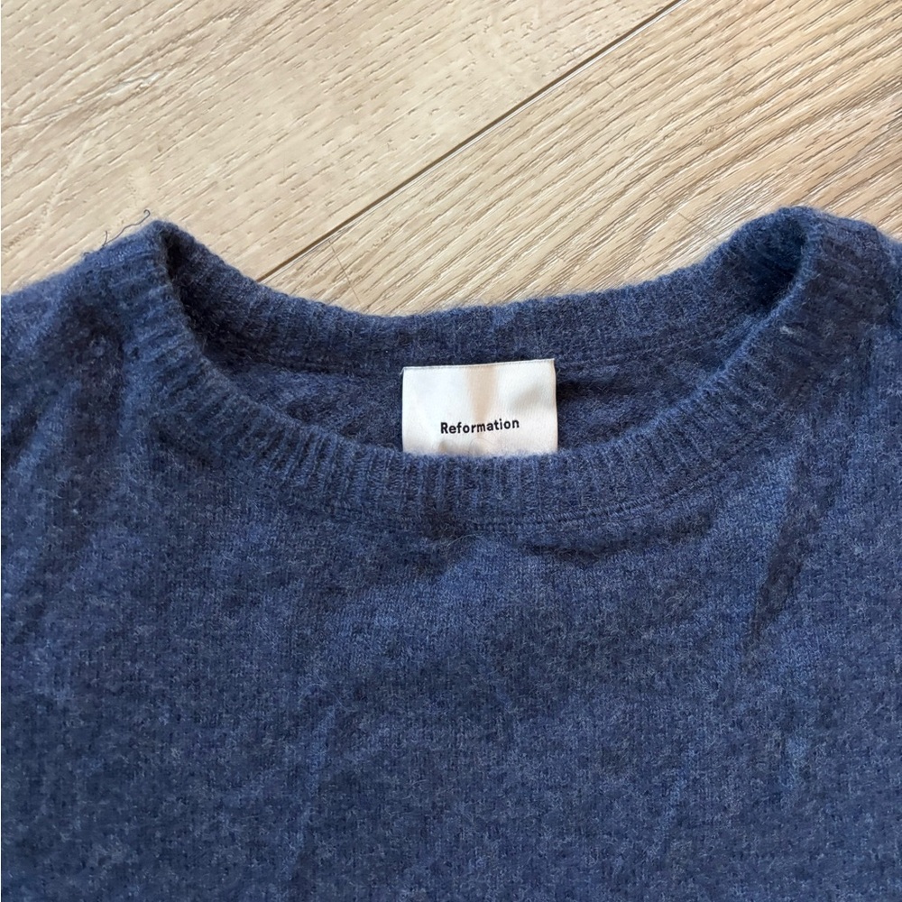 REFORMATION Cashmere Boyfriend Sweater Size XS - Picture 3 of 4